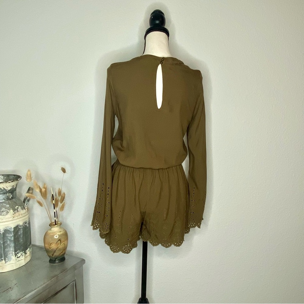 Jessica Simpson Romper With Lace Up Front - Picture 6 of 11